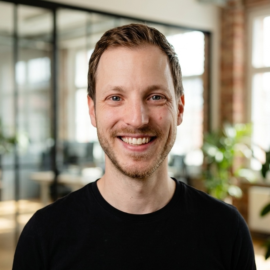 Edwin, Co-founder
